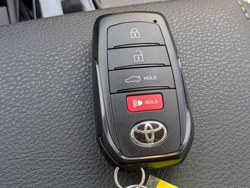 Used 2026 Toyota Camry XLE FWD image 33