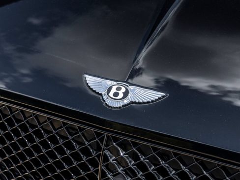 Used 2023 Bentley Continental GT Mulliner AWD/4WD image 18