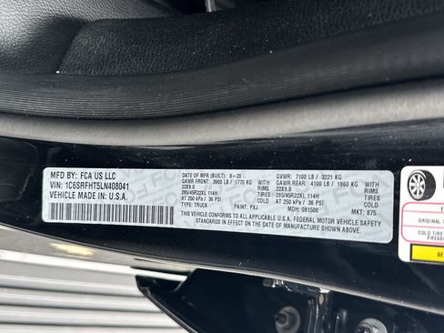 Certified 2020 RAM 1500 Limited w/ Black Appearance Package AWD/4WD image 37
