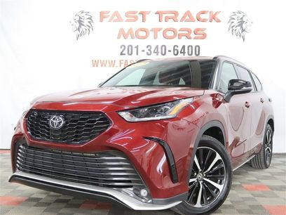 Used 2022 Toyota Highlander XSE