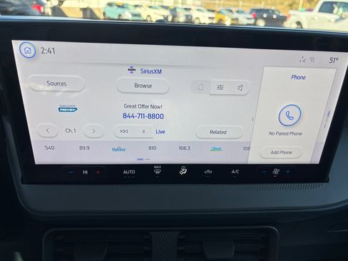 New 2025 Ford Maverick XL w/ Equipment Group 102A image 18