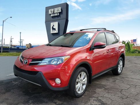 Used 2015 Toyota RAV4 Limited w/ Outdoor Package FWD image 1