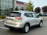 Used 2016 Nissan Rogue SV w/ SV Premium Package image 3