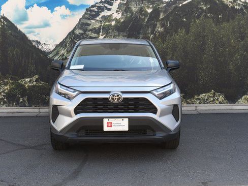 Certified 2024 Toyota RAV4 LE AWD/4WD image 5