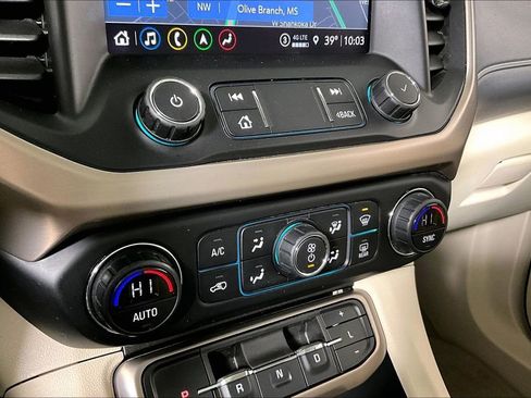 Used 2021 GMC Acadia Denali w/ Denali Technology Package image 34