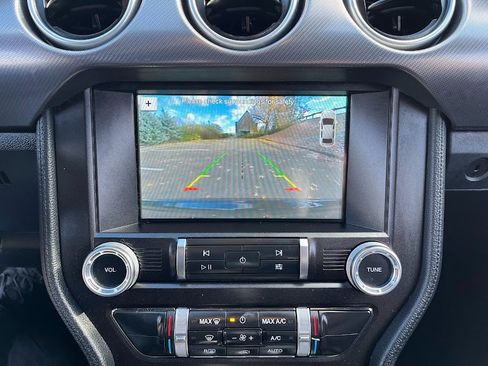 Used 2019 Ford Mustang GT Premium w/ Equipment Group 401A image 19