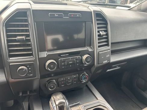Used 2019 Ford F150 XLT w/ Equipment Group 302A Luxury AWD/4WD image 12