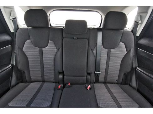 Used 2022 Kia Sorento LX FWD image 14
