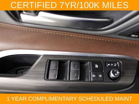 Used 2024 Toyota Venza Limited AWD/4WD image 17