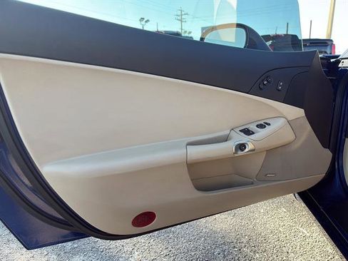 Used 2007 Chevrolet Corvette Convertible w/ Preferred Equipment Group image 22