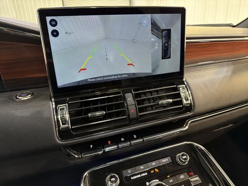 Used 2024 Lincoln Navigator Reserve image 20