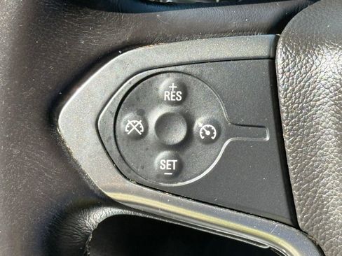 Used 2014 Chevrolet Silverado 1500 LT AWD/4WD image 34