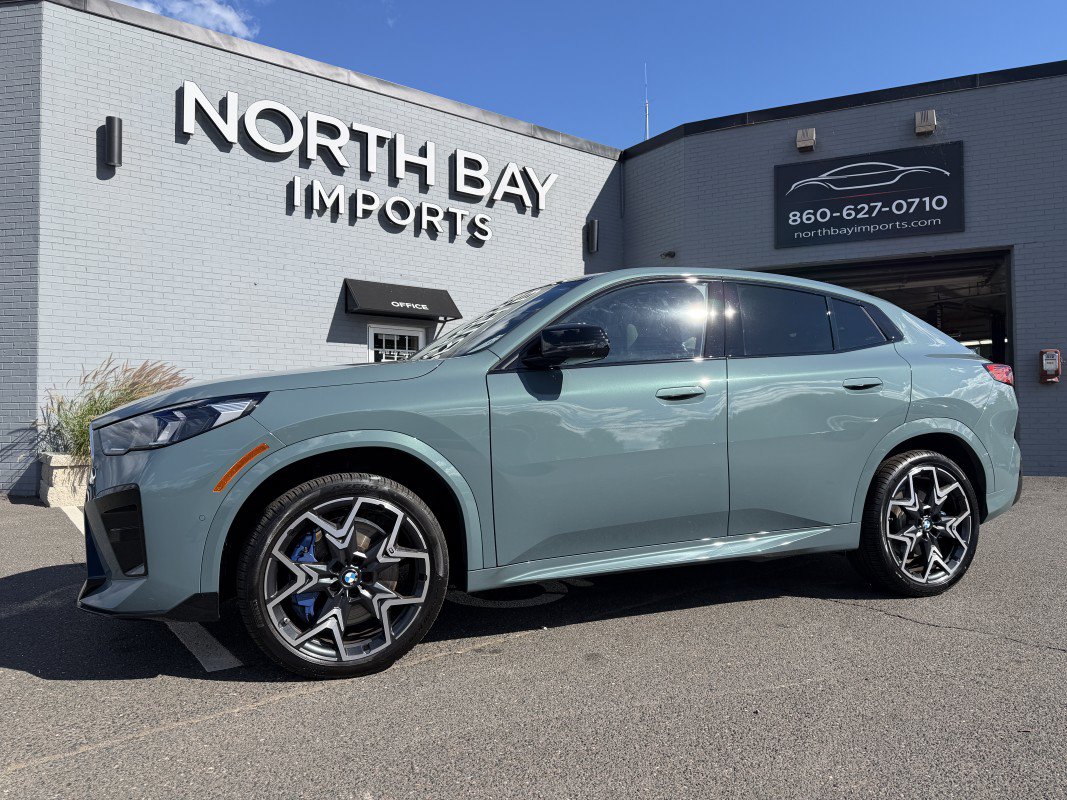 Used 2026 BMW X2 M35i AWD/4WD image 1