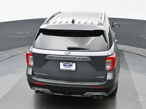 Used 2022 Ford Explorer Platinum w/ Equipment Group 601A image 37