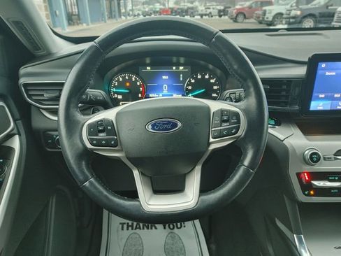 Used 2020 Ford Explorer XLT w/ Equipment Group 202A image 13