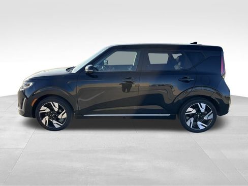 Used 2023 Kia Soul GT-Line w/ GT-Line Technology Package image 3