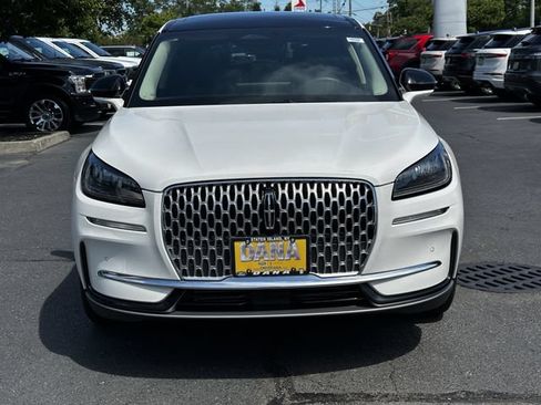 Certified 2024 Lincoln Corsair AWD w/ Equipment Group 101A image 2