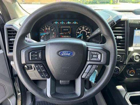 Used 2017 Ford F150 XL w/ Equipment Group 101A Mid AWD/4WD image 33