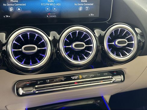 Used 2021 Mercedes-Benz GLA 250 image 23