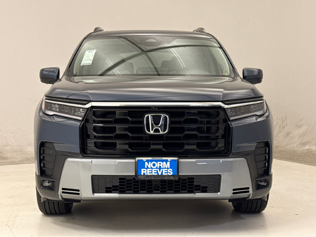 New 2026 Honda Pilot Touring image 3
