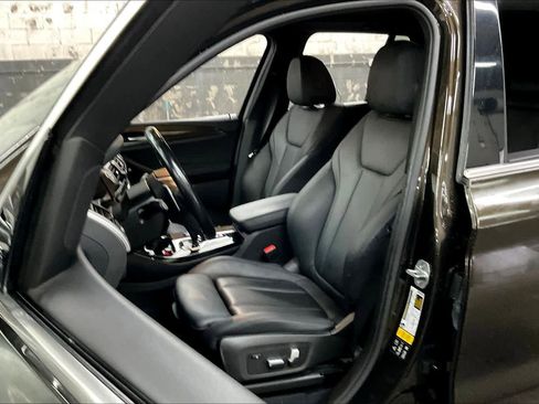 Used 2019 BMW X3 xDrive30i w/ Driving Assistance Package image 27
