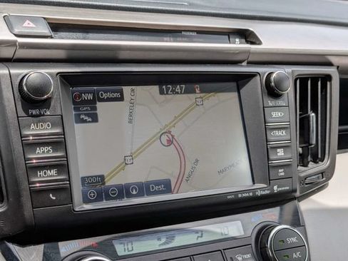 Used 2016 Toyota RAV4 XLE FWD image 25