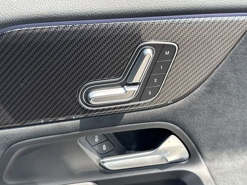 New 2025 Mercedes-Benz GLA 250 GLA 250 image 17