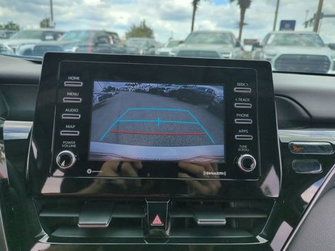 Used 2023 Toyota Camry SE image 13