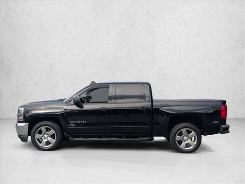 Used 2018 Chevrolet Silverado 1500 LT w/ All Star Edition RWD image 8
