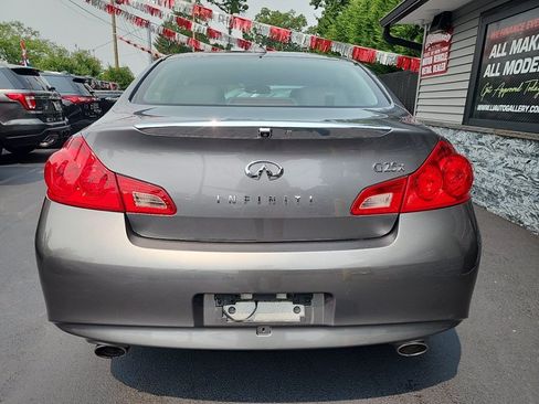 Used 2011 INFINITI G25 x w/ Moonroof Pkg AWD/4WD image 8