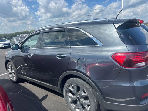 Used 2019 Kia Sorento EX FWD image 3