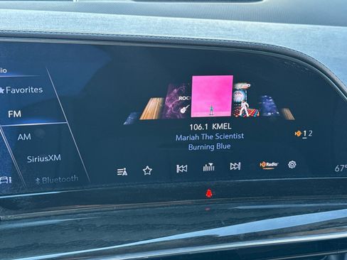 Used 2023 Cadillac Escalade ESV Premium Luxury image 24