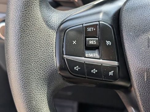 Used 2022 Ford Escape SE image 28