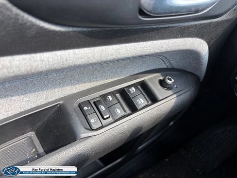 Used 2024 Jeep Compass Latitude AWD/4WD image 28