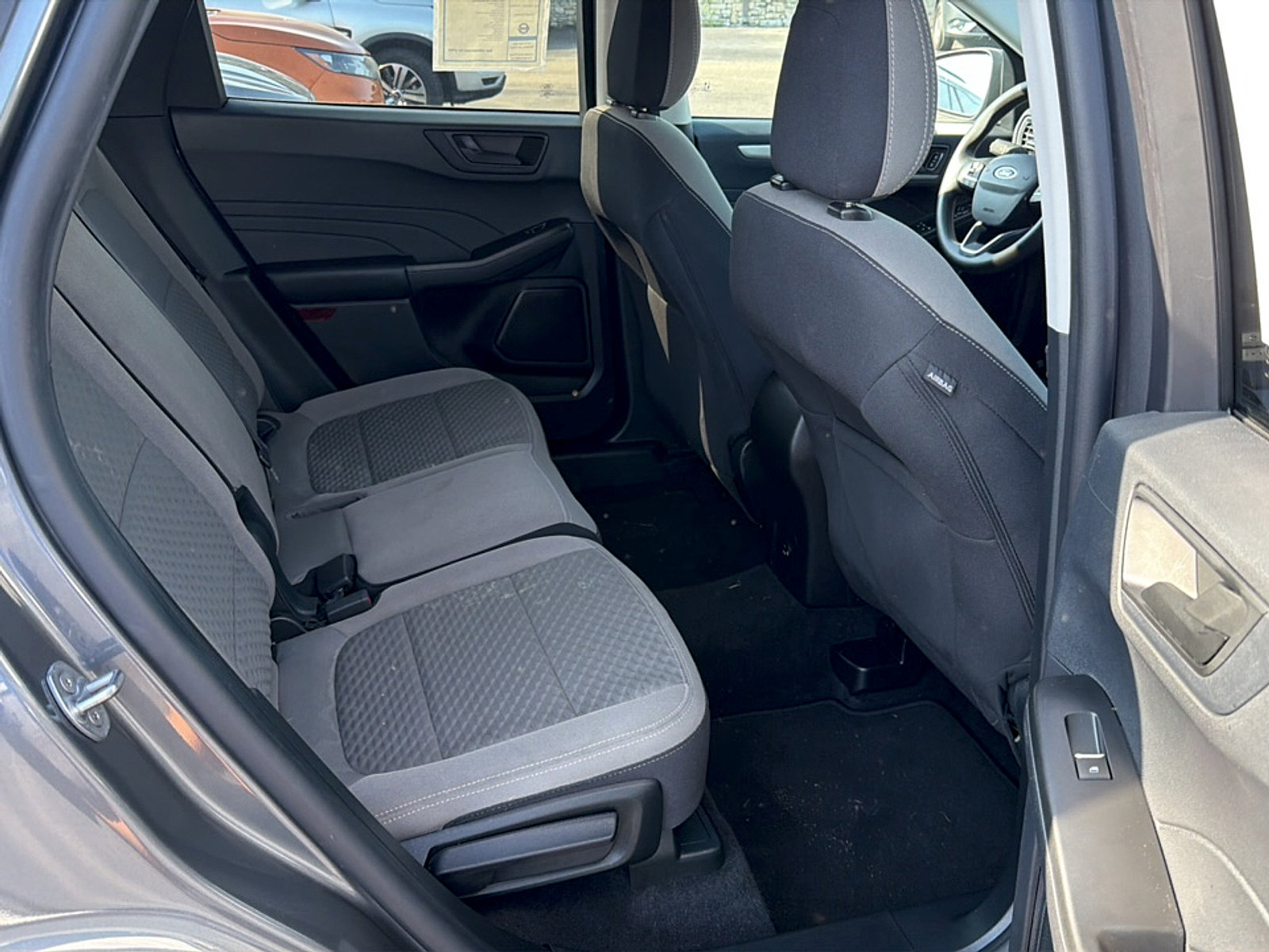 Used 2022 Ford Escape SE AWD/4WD image 9