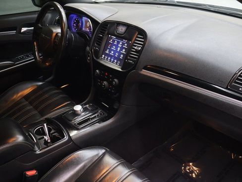 Used 2021 Chrysler 300 S image 11