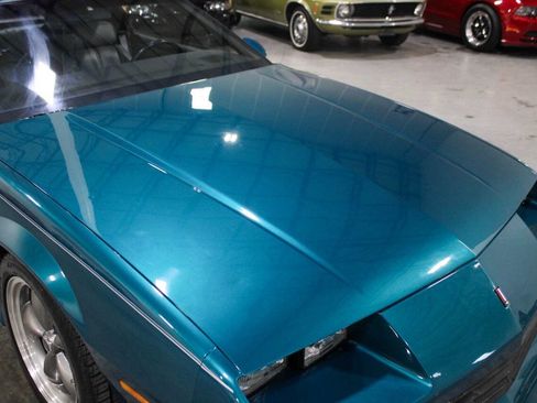 Used 1991 Chevrolet Camaro RS image 26