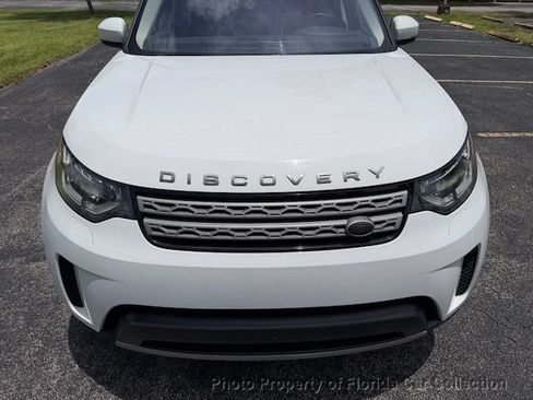 Used 2017 Land Rover Discovery HSE AWD/4WD image 25