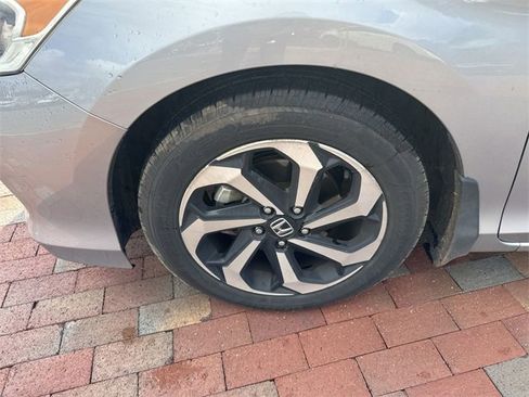 Used 2016 Honda Accord EX-L image 2