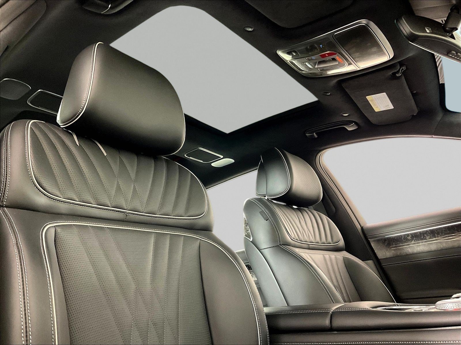 Used 2023 Genesis G90 3.5T AWD/4WD image 26