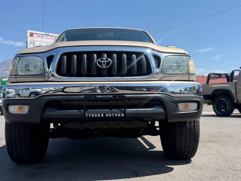 Used 2004 Toyota Tacoma PreRunner RWD image 14