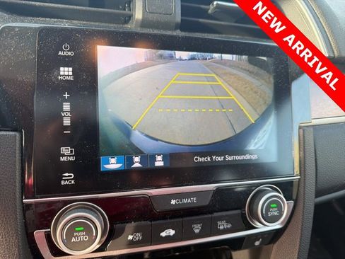 Used 2017 Honda Civic Touring image 14