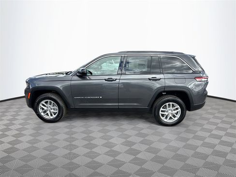 New 2025 Jeep Grand Cherokee Laredo X image 8