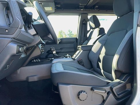 New 2025 Ford Bronco Base w/ Sasquatch Package image 21