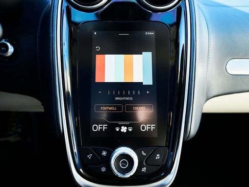 Used 2022 McLaren GT RWD image 65