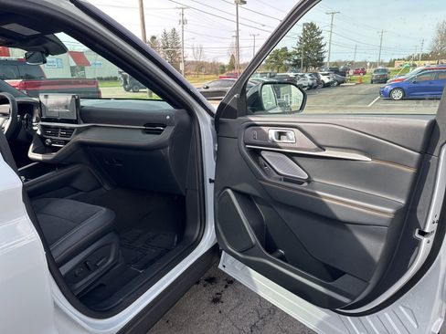 New 2026 Ford Explorer Tremor image 35
