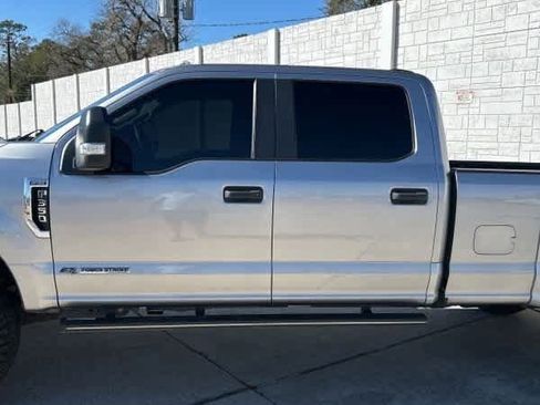 Used 2020 Ford F350 XL w/ STX Appearance Package image 2