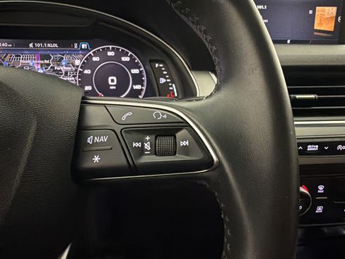 Used 2019 Audi Q7 2.0T Premium Plus w/ Premium Plus Package AWD/4WD image 19