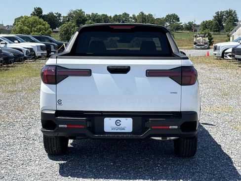 New 2026 Hyundai Santa Cruz SE AWD/4WD image 13
