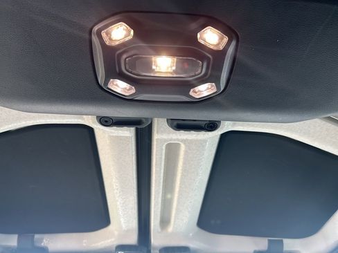 Used 2022 Jeep Gladiator Overland w/ Popular Equipment Package image 26